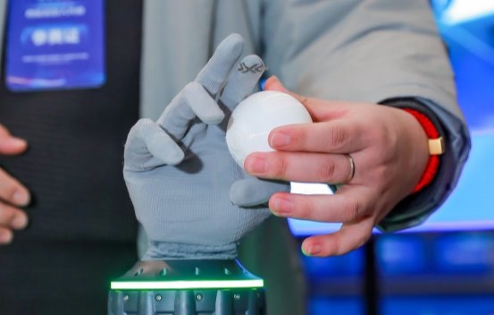 四大赛道沉浸式竞技！2025智能机器人大赛圆满收官(图12)